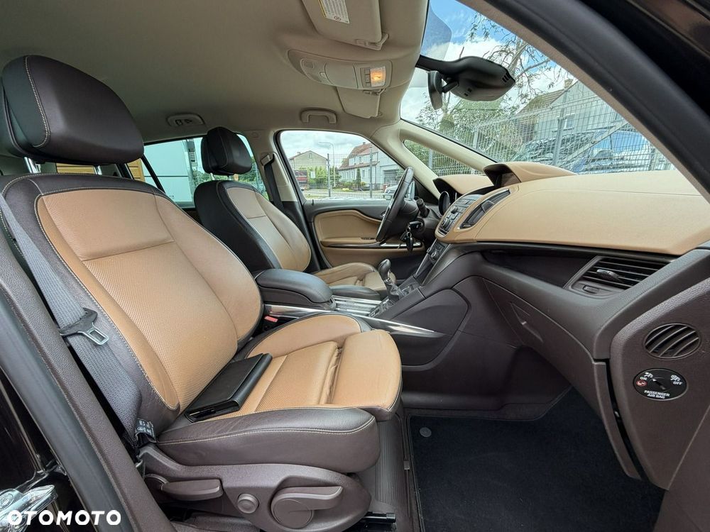 Opel Zafira - 10