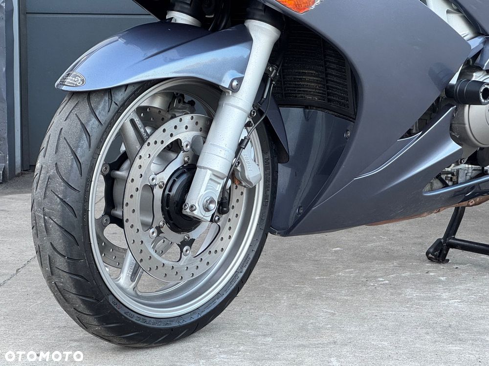 Yamaha FJR - 26