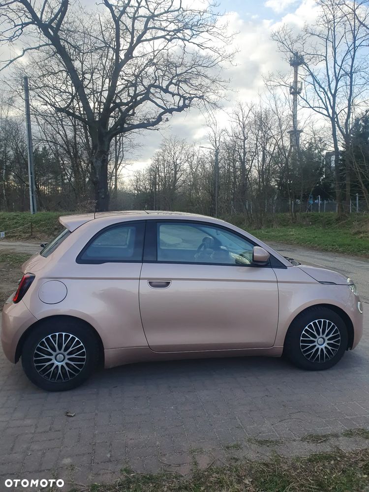 Fiat 500e - 17