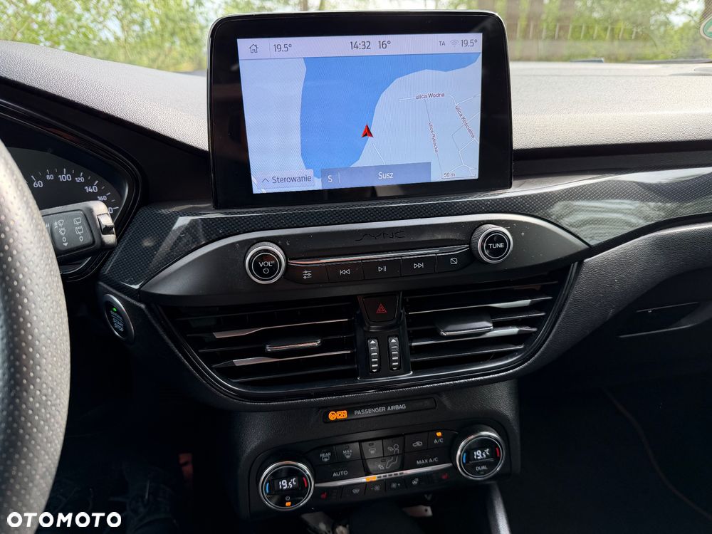 Ford Focus 1.5 EcoBlue Start-Stopp-System ST-LINE - 17