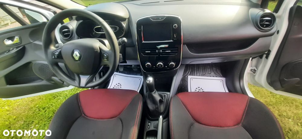 Renault Clio - 30