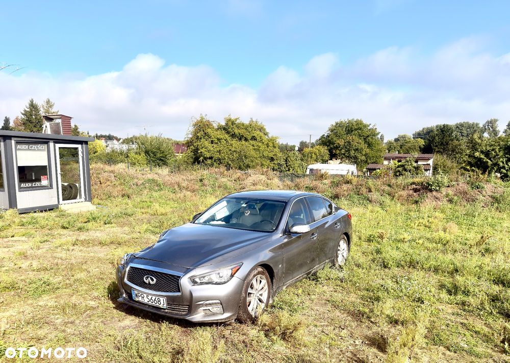 Infiniti Q50 2015 photo 2