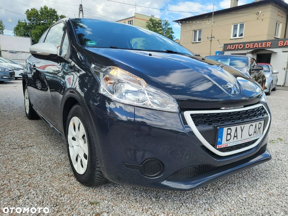 Peugeot 208 - 3
