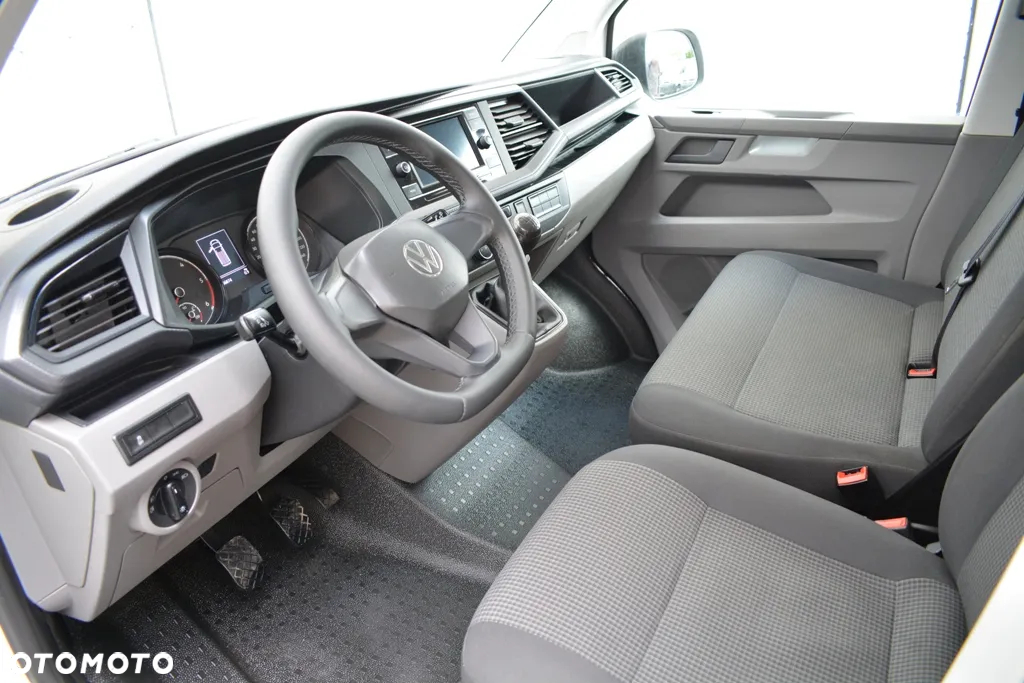 Volkswagen Transporter Kombi T6.1 TDI L2H1 - 17