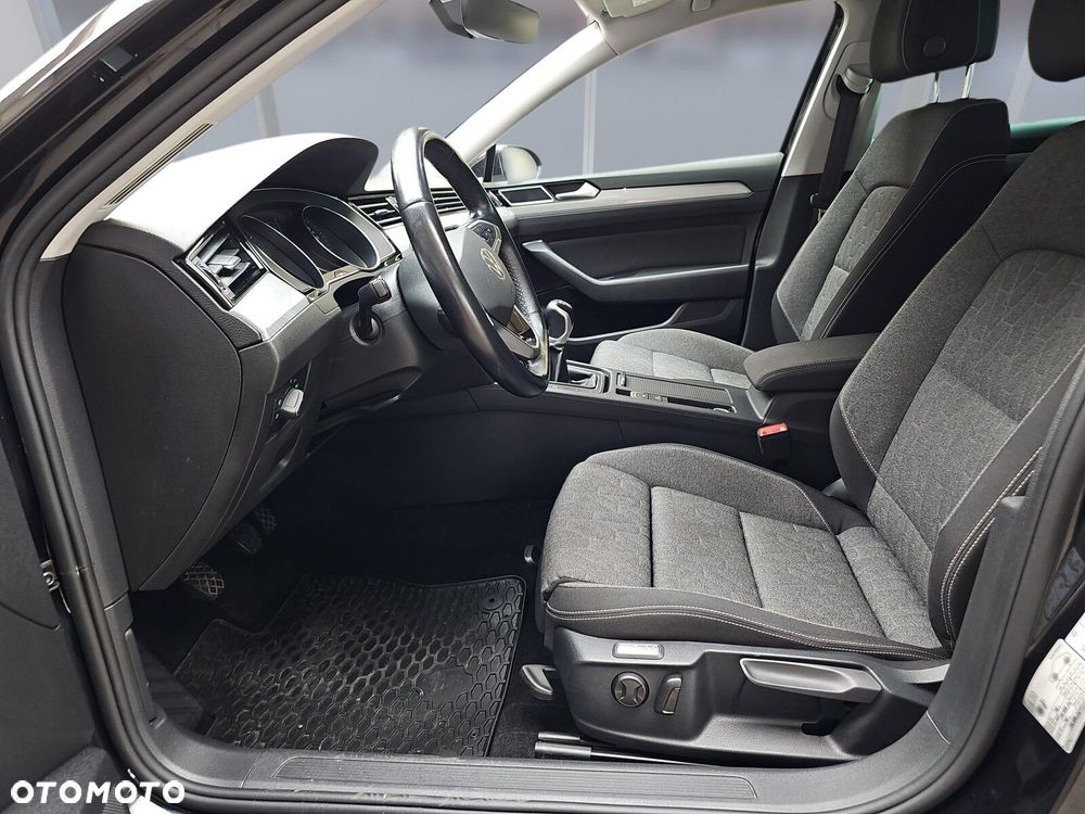 Volkswagen Passat 2022
