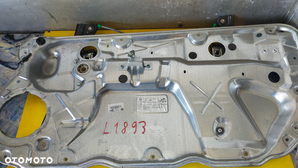 PODNOŚNIK SZYBY PRZÓD PRAWY VW  603837756A