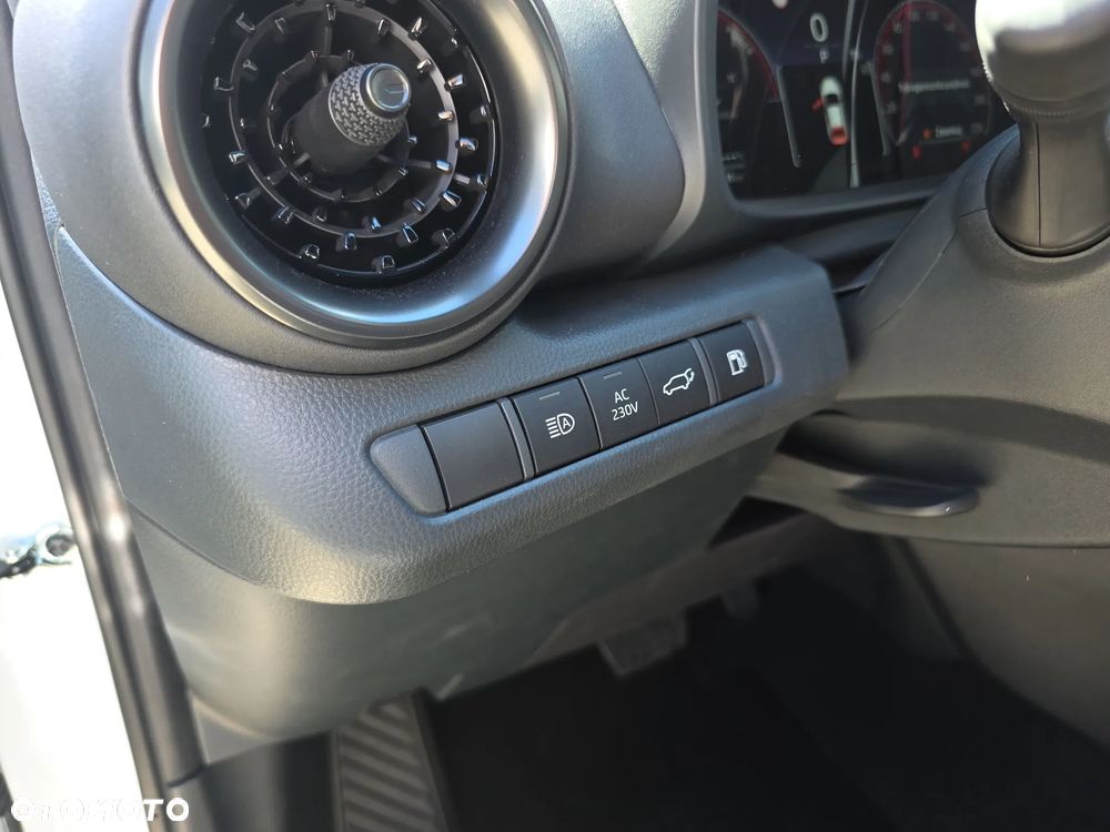 Toyota C-HR 2.0 PHEV Dynamic Force Tokyo Edition - 23