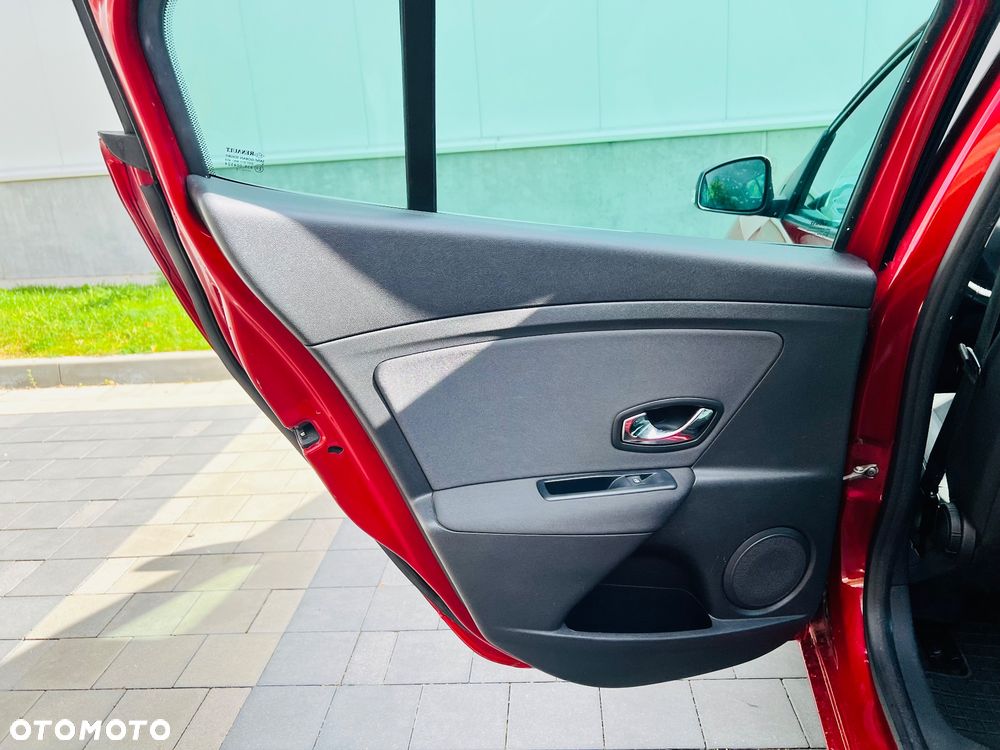 Renault Megane - 24