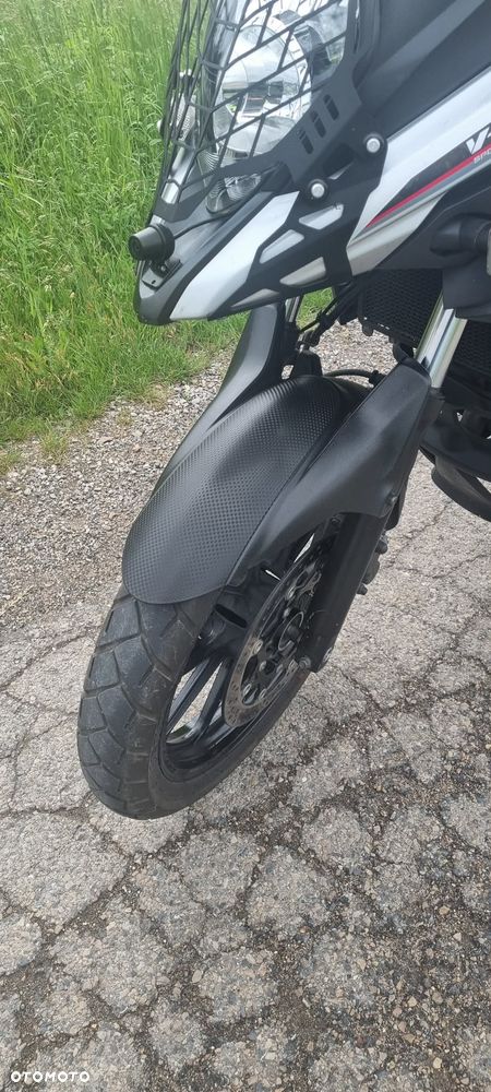 Suzuki DL - 7
