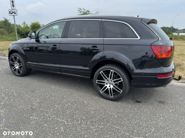Audi Q7 3.0 TDI Quattro Tiptronic - 4