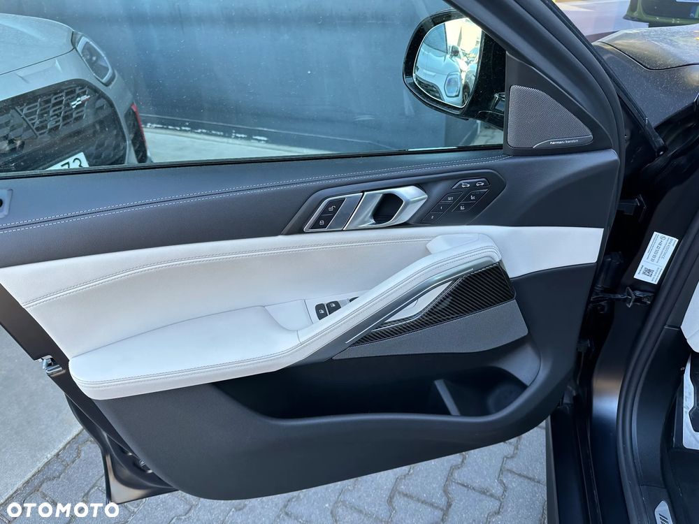 BMW X6 M60i mHEV sport - 12