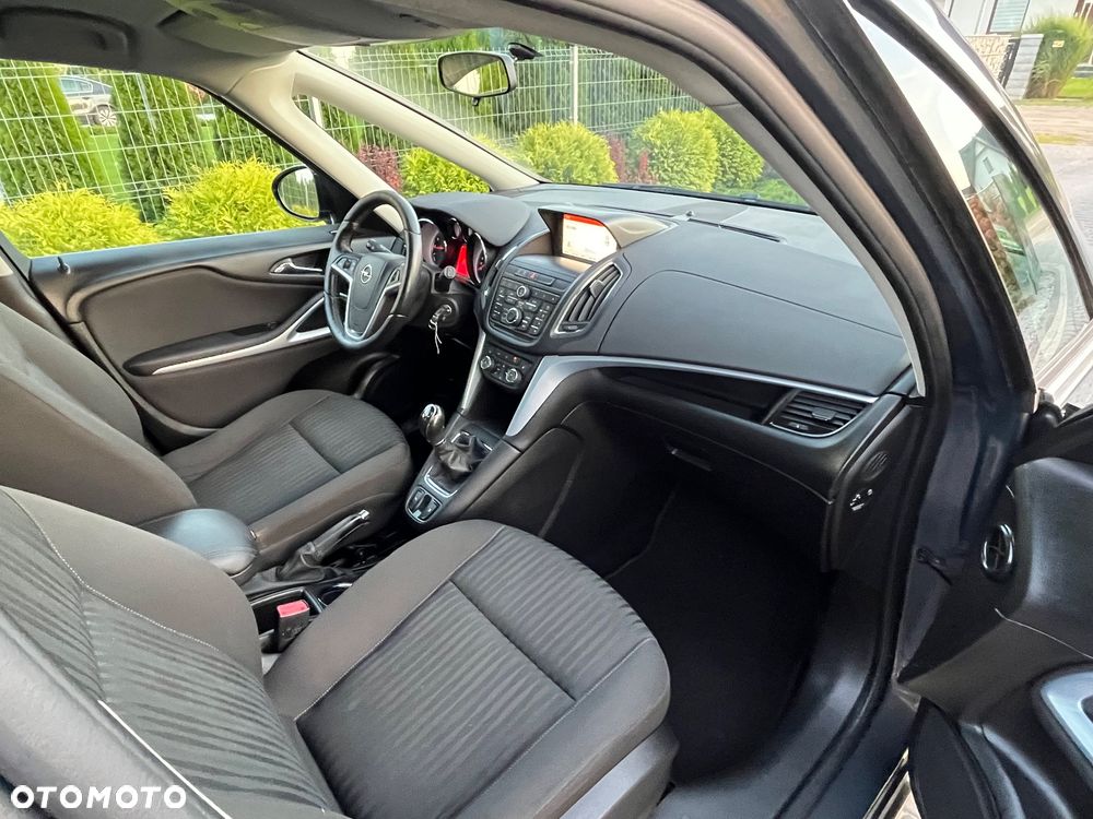 Opel Zafira Tourer 1.4 Turbo Innovation - 16