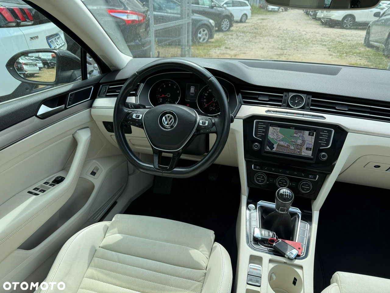 Volkswagen Passat - 9