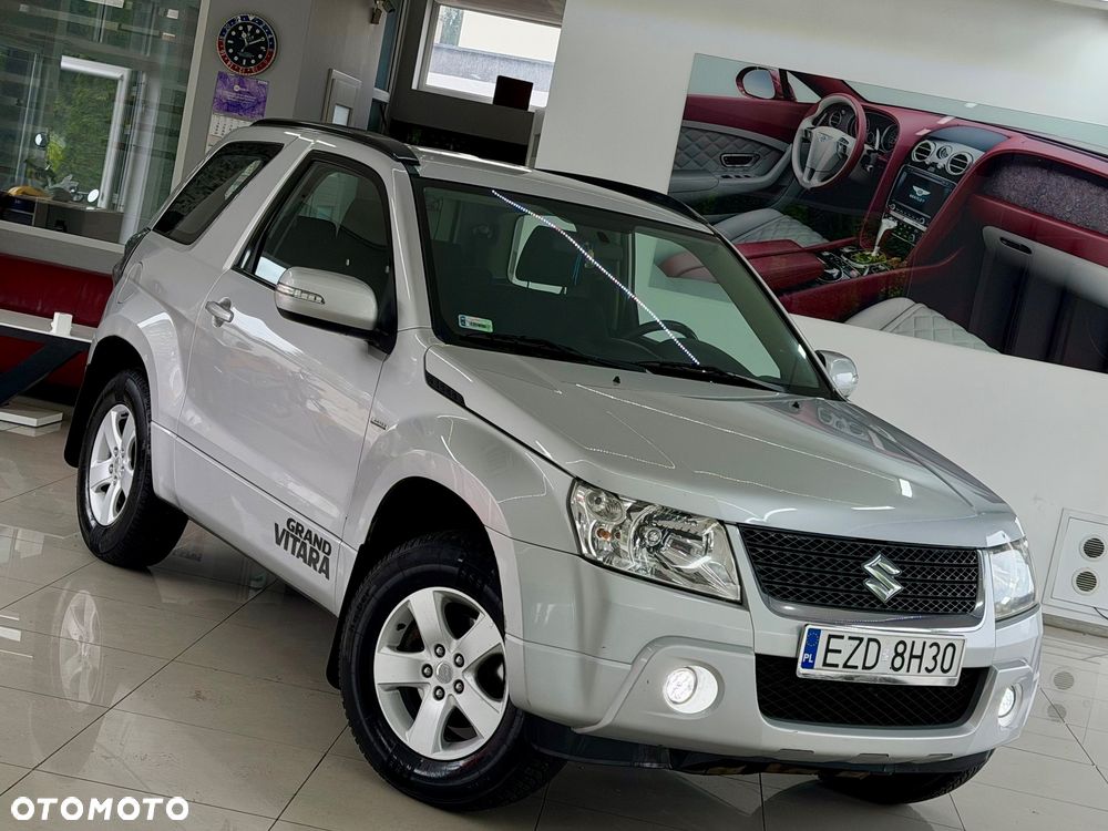 Suzuki Grand Vitara 1.6 Black&White - 22