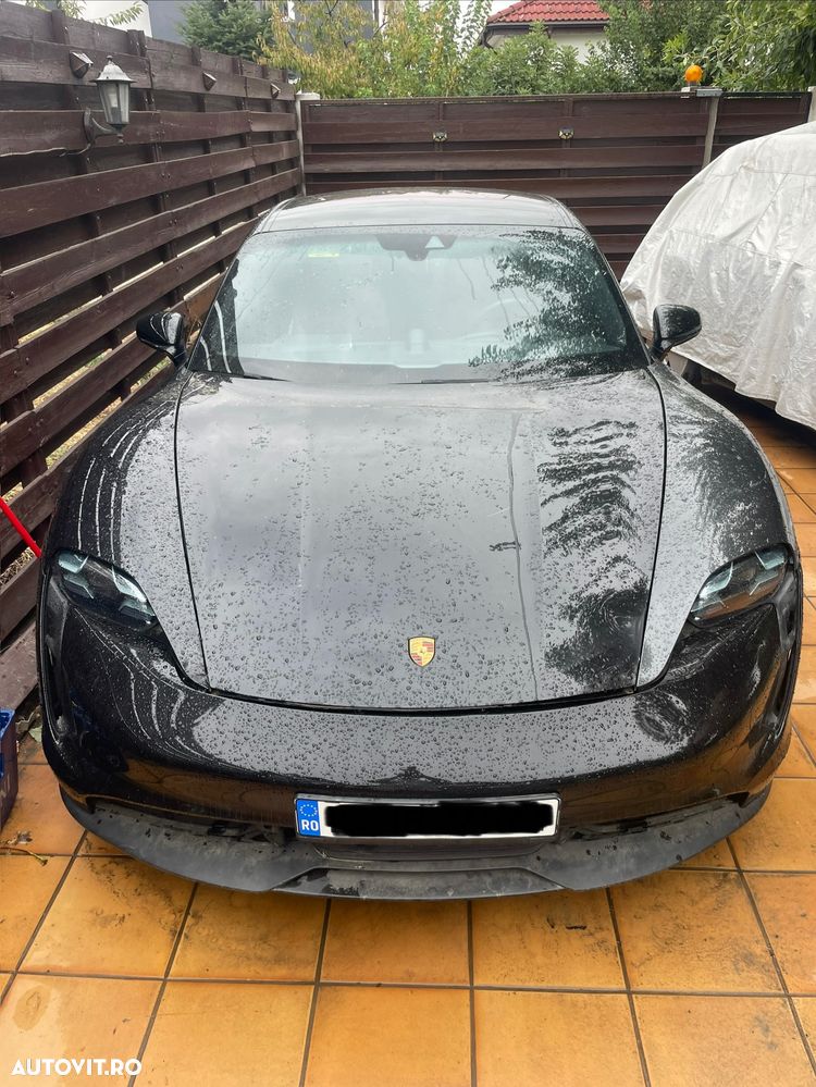 Porsche Taycan 4S - 14