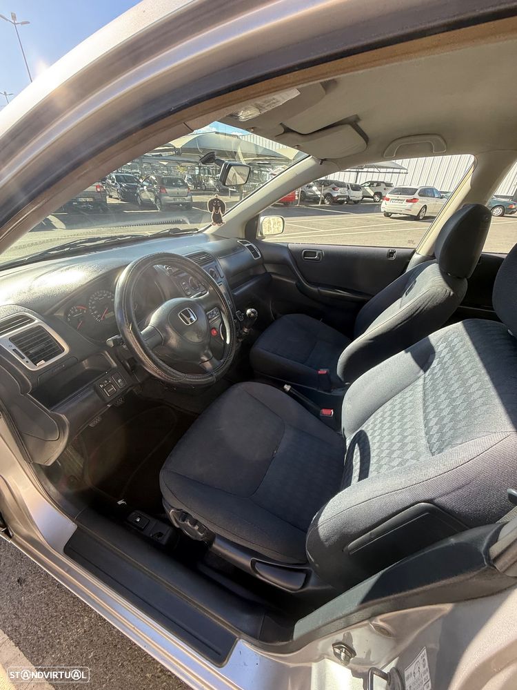 Honda Civic 1.4i S - 15