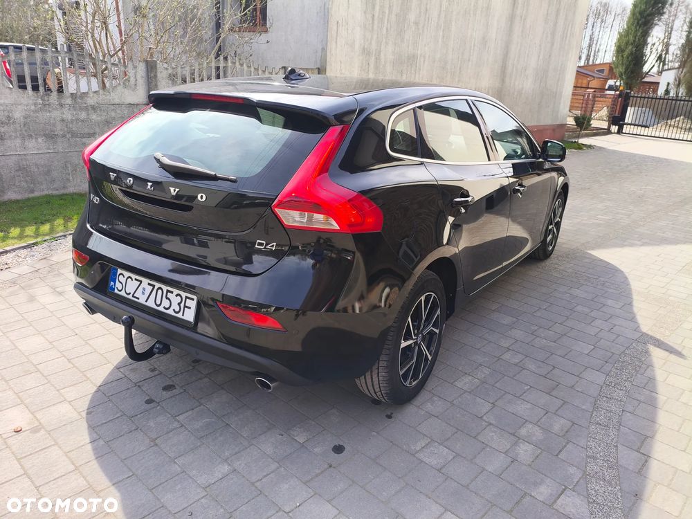 Volvo V40 D4 Summum - 8