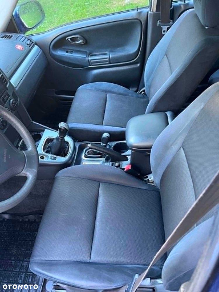 Suzuki Vitara - 6