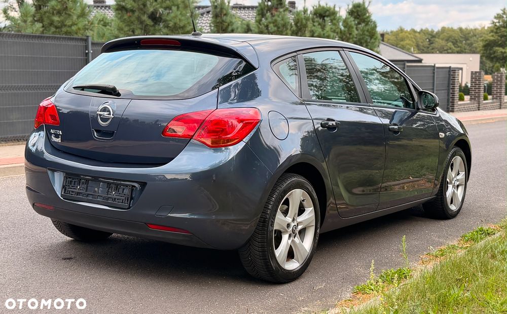 Opel Astra 1.4 ecoFLEX - 6
