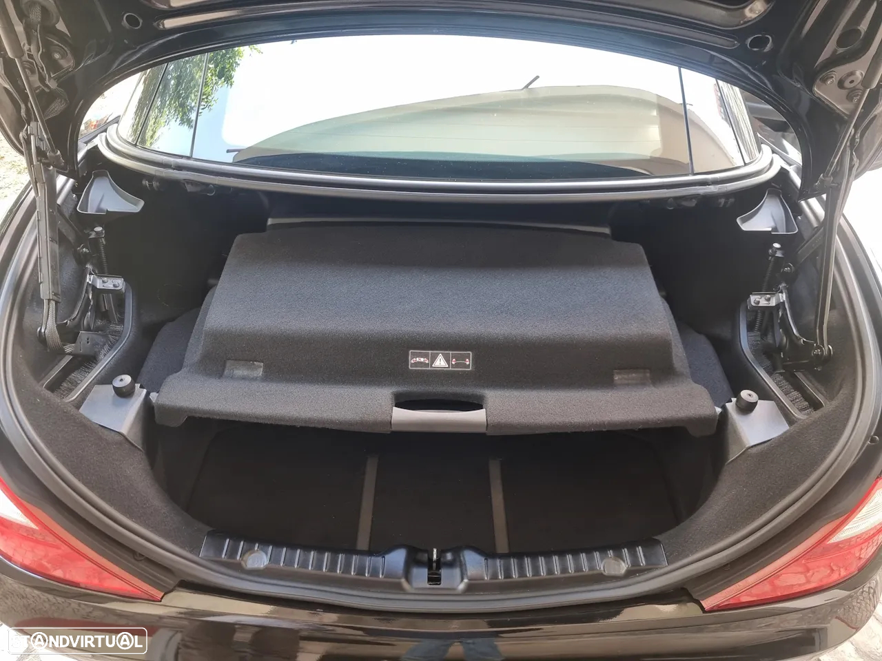 Mercedes-Benz SLK 200 (BlueEFFICIENCY) 7G-TRONIC - 24