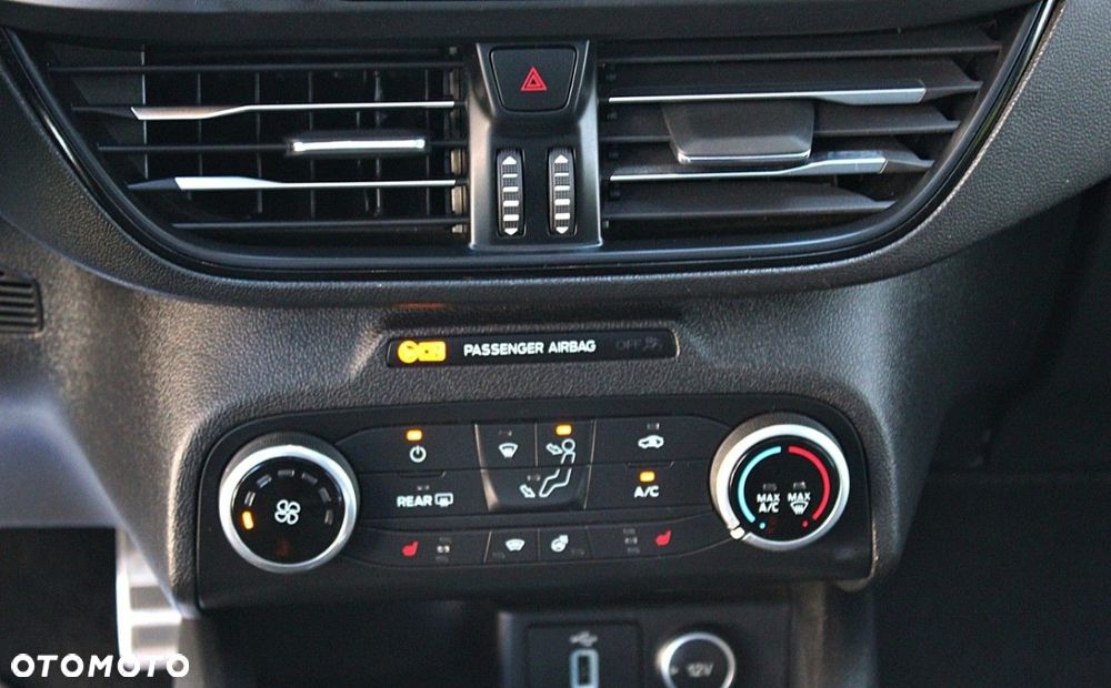 Ford Focus - 20