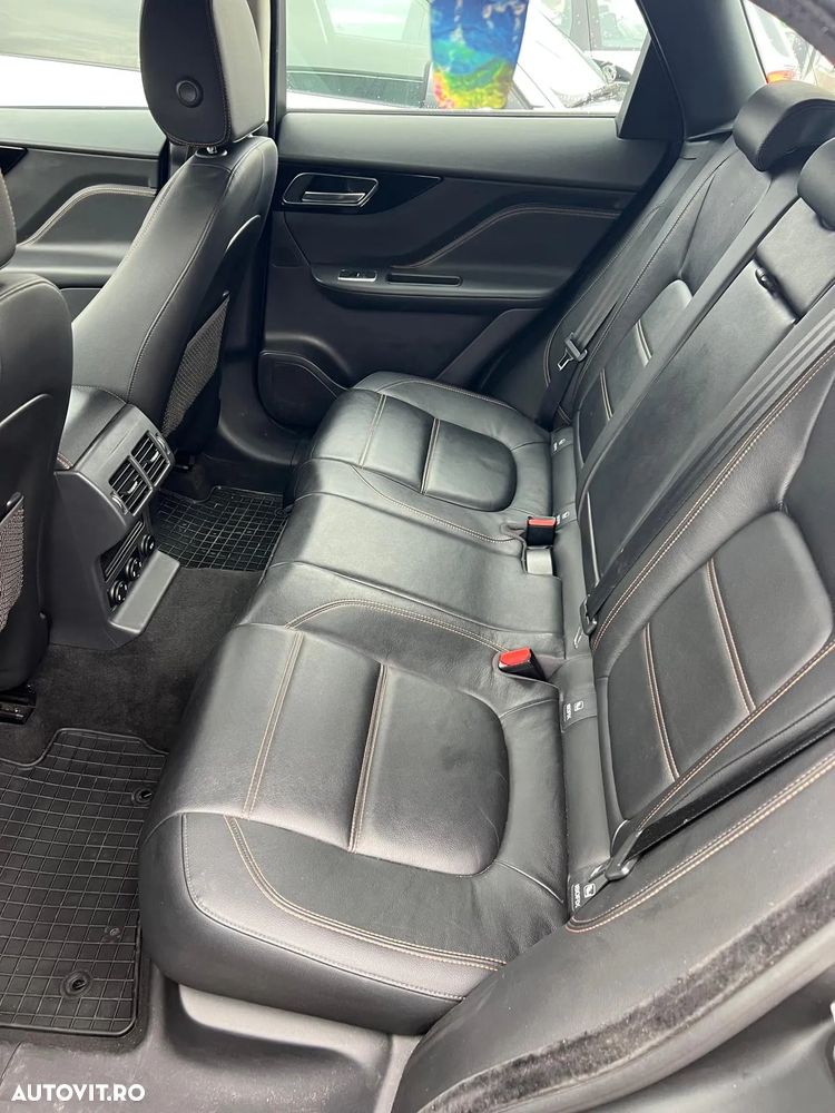 Jaguar F-Pace 20d AWD Prestige - 10