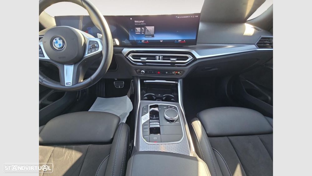 BMW 320 d Pack Desportivo M Auto - 10