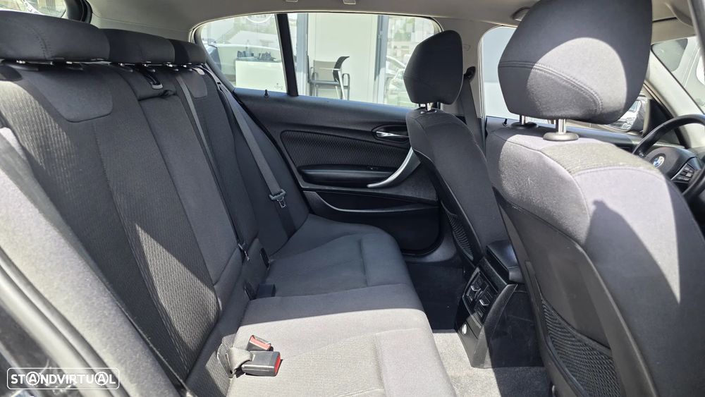 BMW 118 d Sport Line - 12