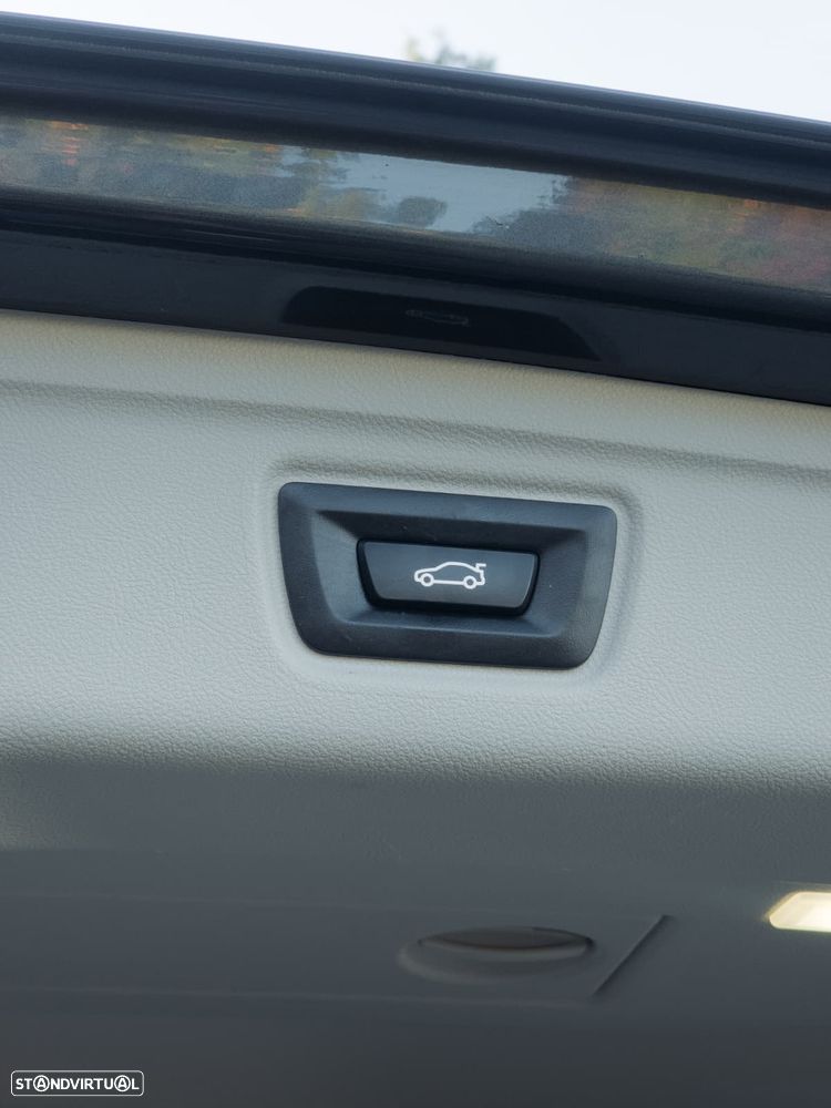 BMW 318 d Aut. Advantage - 29