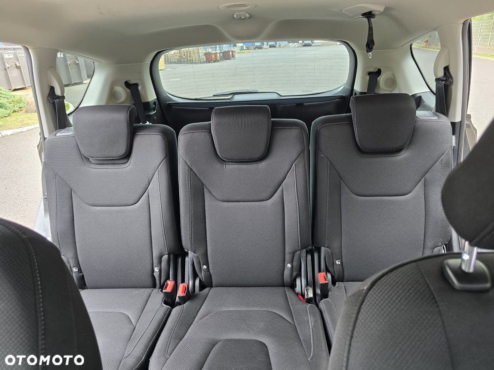 Ford S-Max 2.0 EcoBlue Titanium - 11