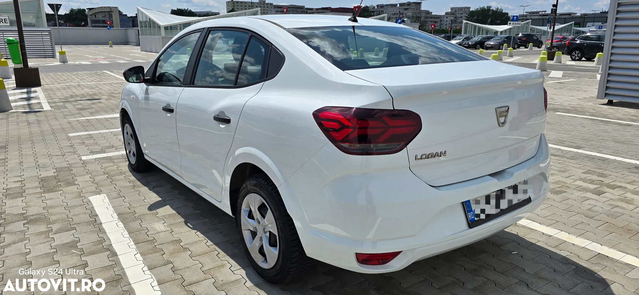 Dacia Logan ECO-G 100 Essential - 3