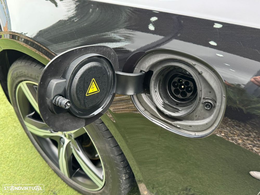 Volvo V90 2.0 T8 PHEV R-Design AWD - 6