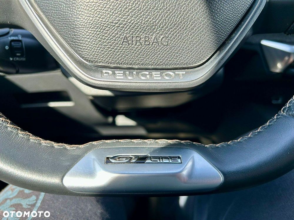 Peugeot 3008 - 16