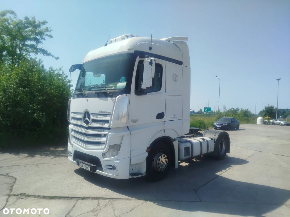 Mercedes-Benz ACTROS MP4 - 1