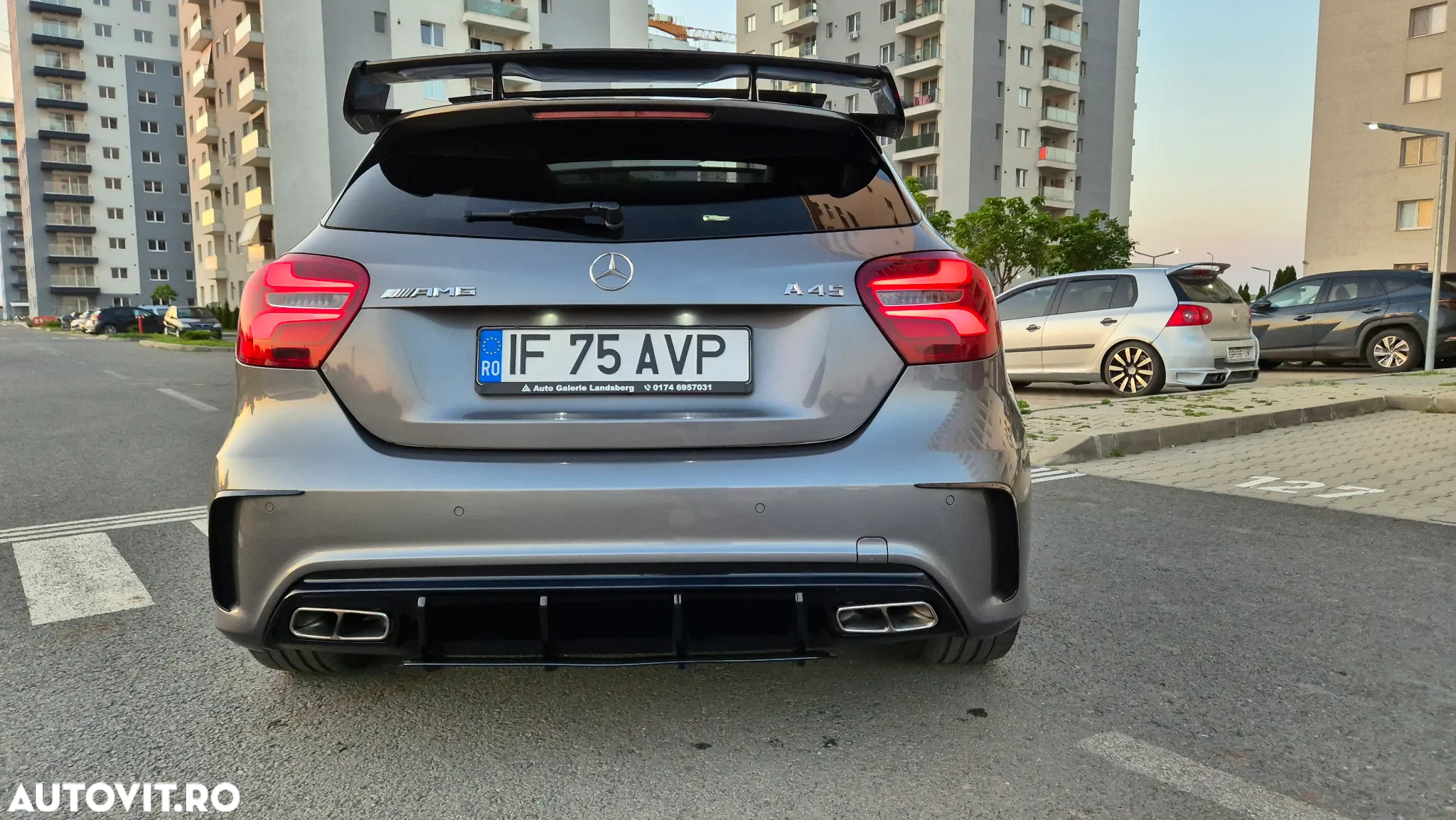 Mercedes-Benz A AMG 45 4Matic AMG Speedshift 7G-DCT - 28