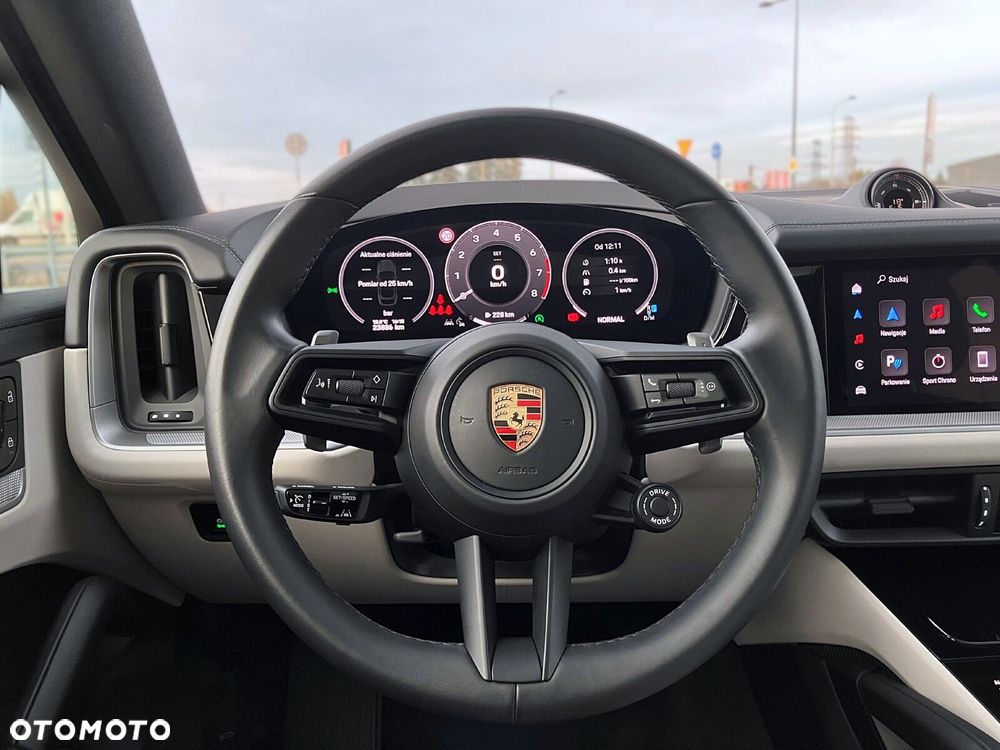 Porsche Cayenne - 33