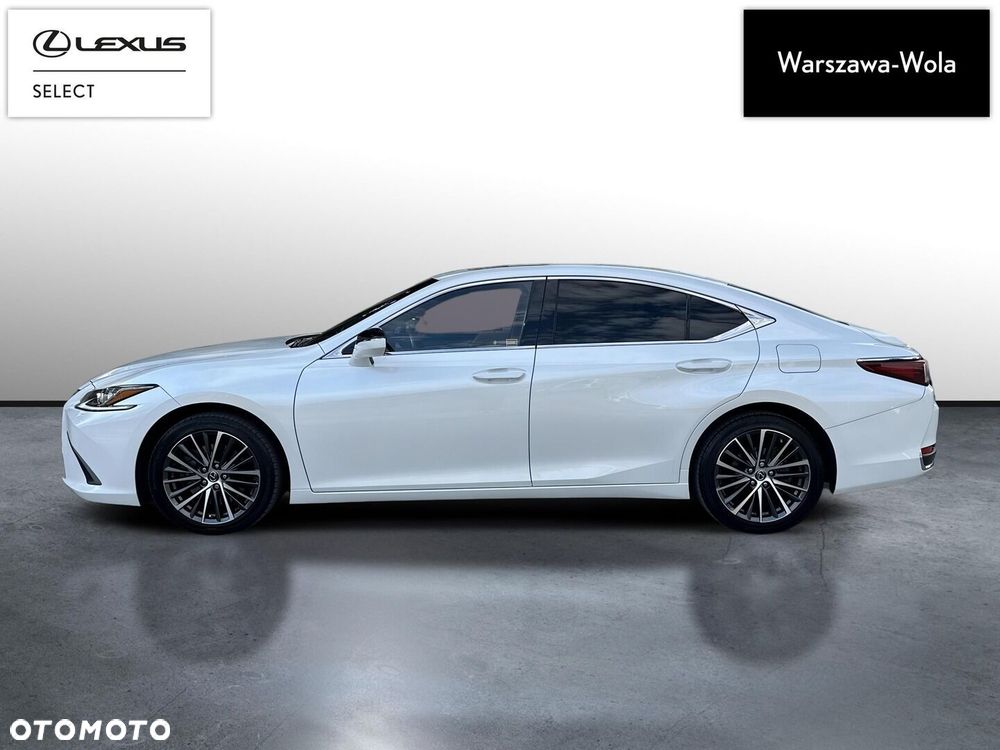 Lexus ES 300h Business Edition - 4