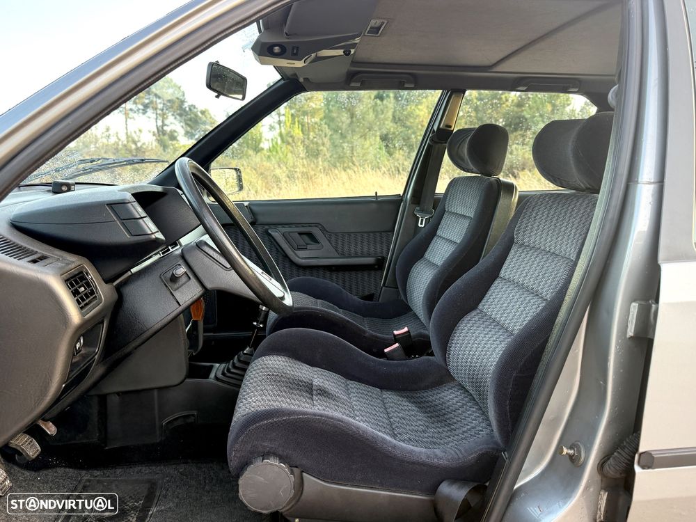 Citroën BX 16 GTI - 16