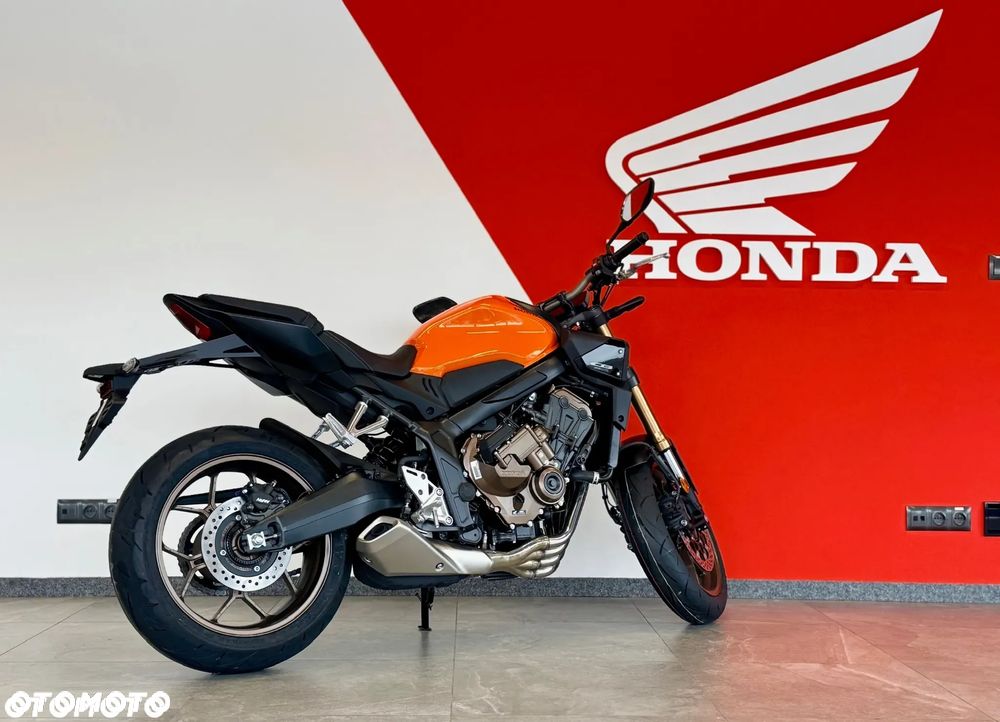Honda CB - 6