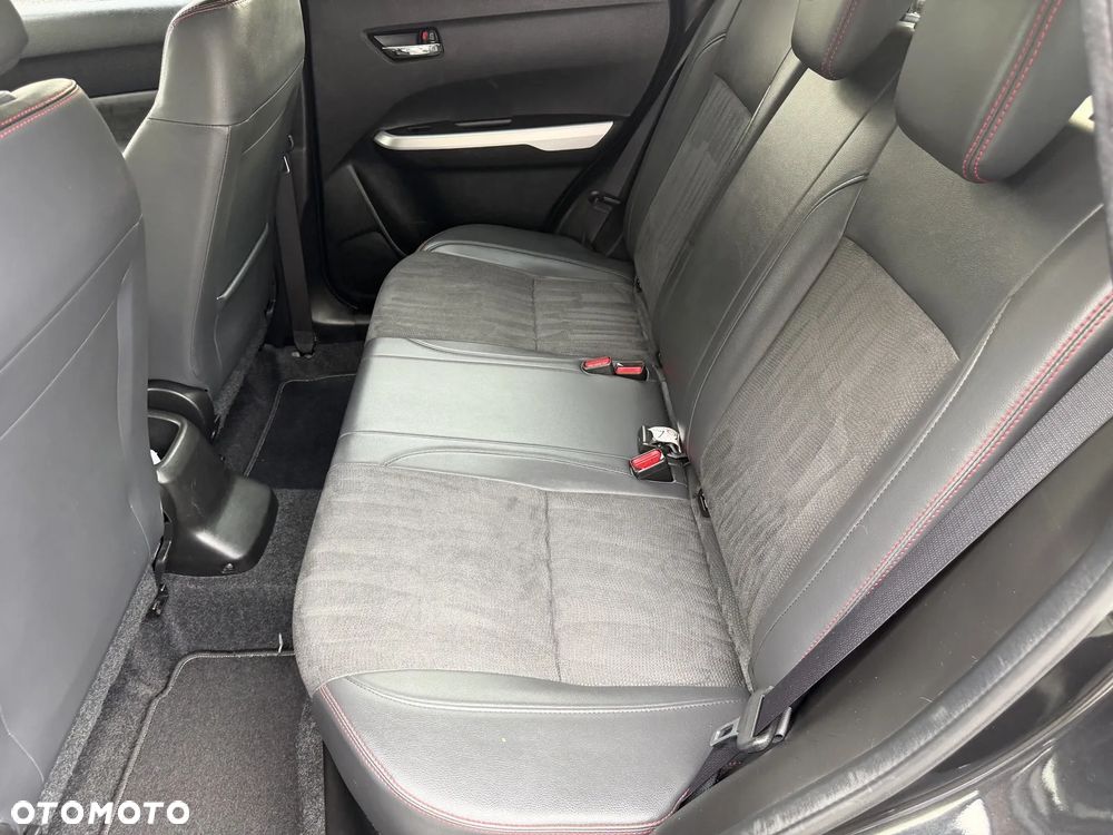Suzuki Vitara 1.4 Boosterjet Automatik S - 33
