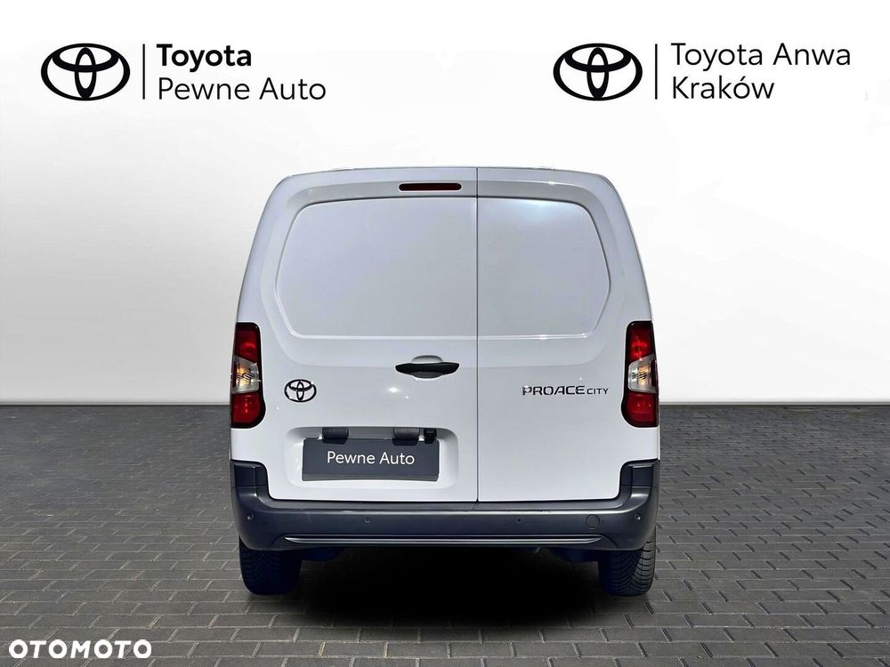 Toyota PROACE CITY - 8