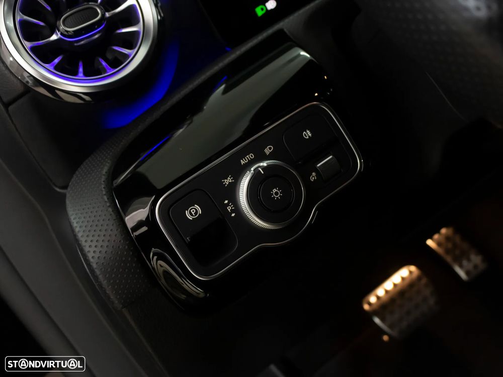 Mercedes-Benz A 200 AMG Line Aut. - 20