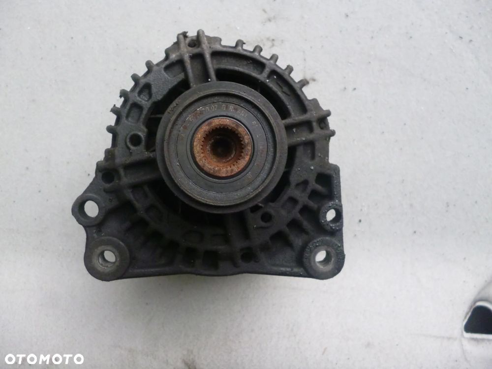 SEAT IBIZA III 6L 1.9 TDI ALTERNATOR - 2