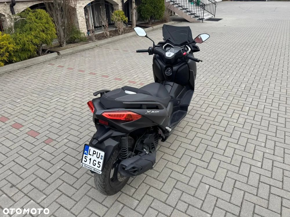 Yamaha X-max - 16