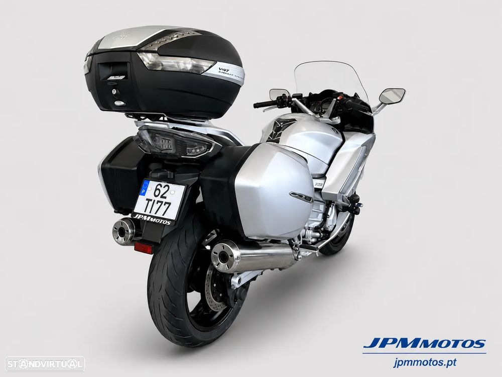 Yamaha FJR 1300 - 3