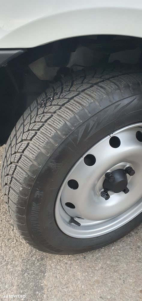 Dacia Logan Van - 24