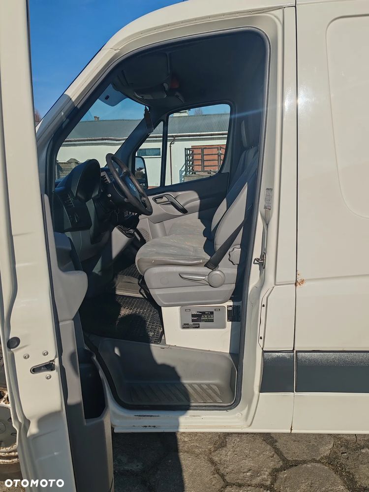 Volkswagen Crafter - 11