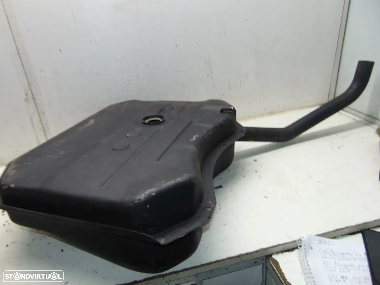 Renault 4 depósito gasolina - 8