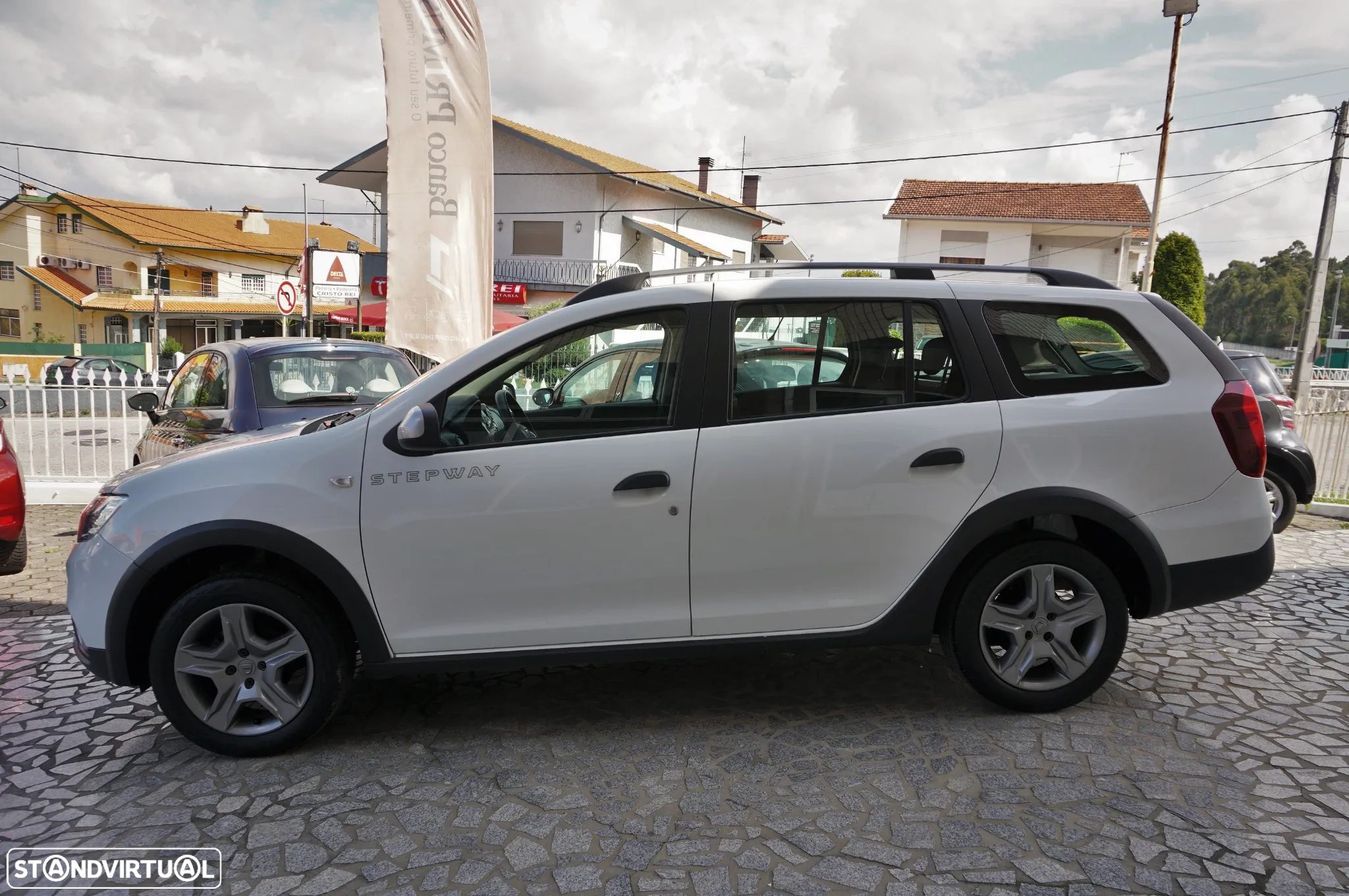 Dacia Logan MCV 0.9 TCe Stepway - 8