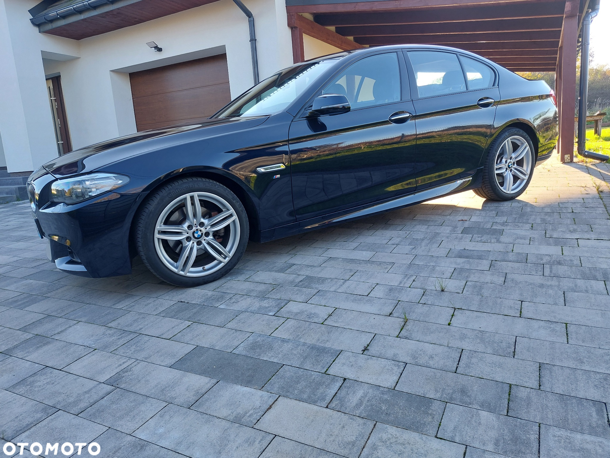 BMW Seria 5 520d M Sport - 35